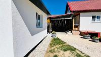 Lebegő Falu Vendégház - Ferienwohnung Oroszlány