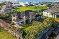 Pinehill Extra-Large 8 Bedrooms House - B&B Auckland