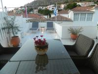 Perakis Apartments - B&B Ýdra