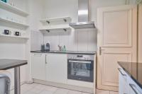 Charming 2-Room Apartment near Spalentor - B&B Basilea