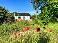 Charming Cottage Near Sweden's Southernmost Point - Bed and Breakfast Smygehamn