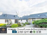 TY MELEN - Charmante maison bretonne proche mer - B&B Plouguerneau