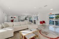 Ivory House- Private Retreat with Pool Near Beach - Ferienwohnung Hollywood