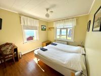 Chambre Lits Jumeaux avec Toilettes Communes