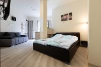 Apartment with Lake View