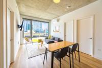 4BR Modern Urban Escape Walk to Zoo Lakefront & Red Line - Chambres d'hôtes Chicago