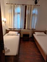 Chambre Lits Jumeaux avec Salle de Bains Privative