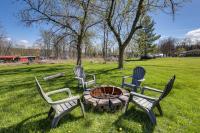 Dog-Friendly Waneta Lake Home w/ Lake Access! - Ferienwohnung Wayne