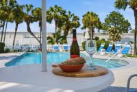 Lux Coastal Retreat, 5 min walk to Beach, Restaurants, & Shopping - B&B Destin