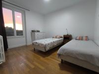 Gîte familial 8 pers à 10 min du lac - 4 chambres - B&B Éguzon-Chantôme