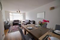 Home in West Midlands - Ferienwohnung Coventry