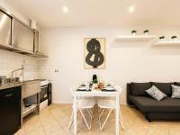 Green Courtyard Suite - Bergamo Center - B&B Bergamo
