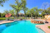 WW i203 Guadalupe River Nut House - Chambres d'hôtes New Braunfels