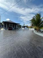 RusanHome Pengkalan Chepa - Ferienwohnung Pengkalan Chepa