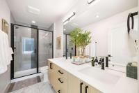 Modern 3BR City View Home w Near Green Lake & UW - Chambres d'hôtes Seattle