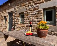Wayside Farm Dairy Cottage - B&B Scarborough