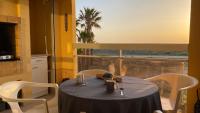 Appart vue mer accès plage à 30m - B&B Saint-Cyprien