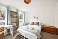 Spacious 5-Bedroom Family Home in Greenwhich - Bed and Breakfast Londen