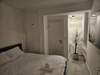 Modern & Private Suite in Nachalat Binyamin - B&B Tel Aviv
