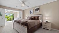 Lake Ozark Oasis Central Location & Pool Access - B&B Lake Ozark