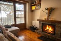Apartament familiar i amb llar de foc by RURAL D'ÀNEU - Chambres d'hôtes Esterri d'Àneu