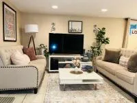 Well-Appointed and Cozy Studio with Parking - Bed and Breakfast Ardsley