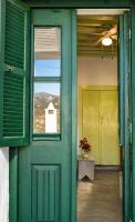 Hidesign Athens Traditional Stone House in Kea's Port - Chambres d'hôtes Korissía