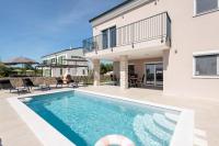 Villa Farini - with private pool near Porec - Chambres d'hôtes Farini