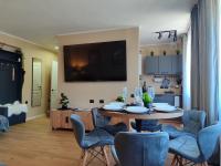 Stylish City Center Apartment - Near Border - Self Check-In - B&B Narva