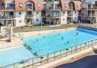 Apartment with community pool and only 10 min walk to the beach - B&B Bredene