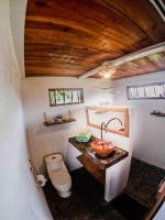 Tropic Popoyo, Beach Loft with Pool, Walk to Surf - B&B Tola