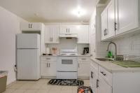 Great Neck Basecamp: Steps to Downtown & Rail - B&B Great Neck