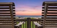 Fire and Ike - A stunning 4 bedroom, 3 bathroom, Beachfront Retreat! Massive Lot Packed w Amenities - B&B Crystal Beach