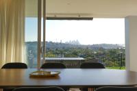 Sydney Harbour Bridge View Luxury Sunset Retreat - Bed and Breakfast Sydney