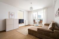 Kolska Charming Apartment by BookingHost - Chambres d'hôtes Varsovie