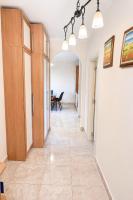 Apartamento de 2 dormitorios con vistas al jardín