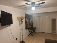 Desert Farmhouse - B&B Hesperia