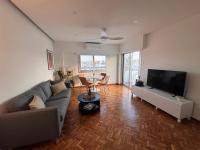 Skyhigh Urban Apts - B&B Nicosia