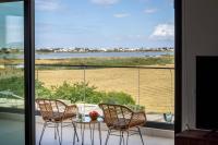 Three-Bedroom Apartment with Lake View