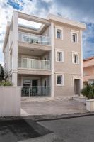 Villa Keko central luxury apartments - B&B Novalja