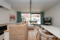 Coastal Family Retreat in Knokke-Heist l Modern 2BR for 4 - B&B Knokke-Heist