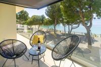 WELCS APTOS MADRAGUE en L'Almadrava primera linea de mar - B&B Roses