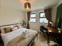Hull Old Town 2-Bed Apartment FREE Parking & WiFi - Bed and Breakfast Kingston upon Hull