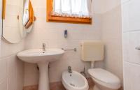 Appartamento con 1 Camera da Letto, Balcone e Vista Montagna 
