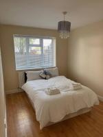 Tranquil 2BD in Tottenham Northumberland Park - B&B Londra