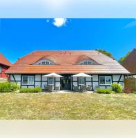 ~ Apartments zum Schloss ~ Traumhafte Ferienwohnungen auf Usedom - Chambres d'hôtes Mellenthin