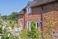 The Barn for Alton Towers & the Peak District - Bed and Breakfast Denstone