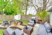 Swim, Bike & Fish: Pet-Friendly Lorain Retreat! - Bed and Breakfast Lorain