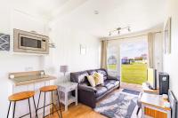 Arthurs Lodge Leap Escapes - B&B Winterton-on-Sea