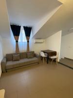 Piata Uniri Cozy Inn - Bed and Breakfast Boekarest
